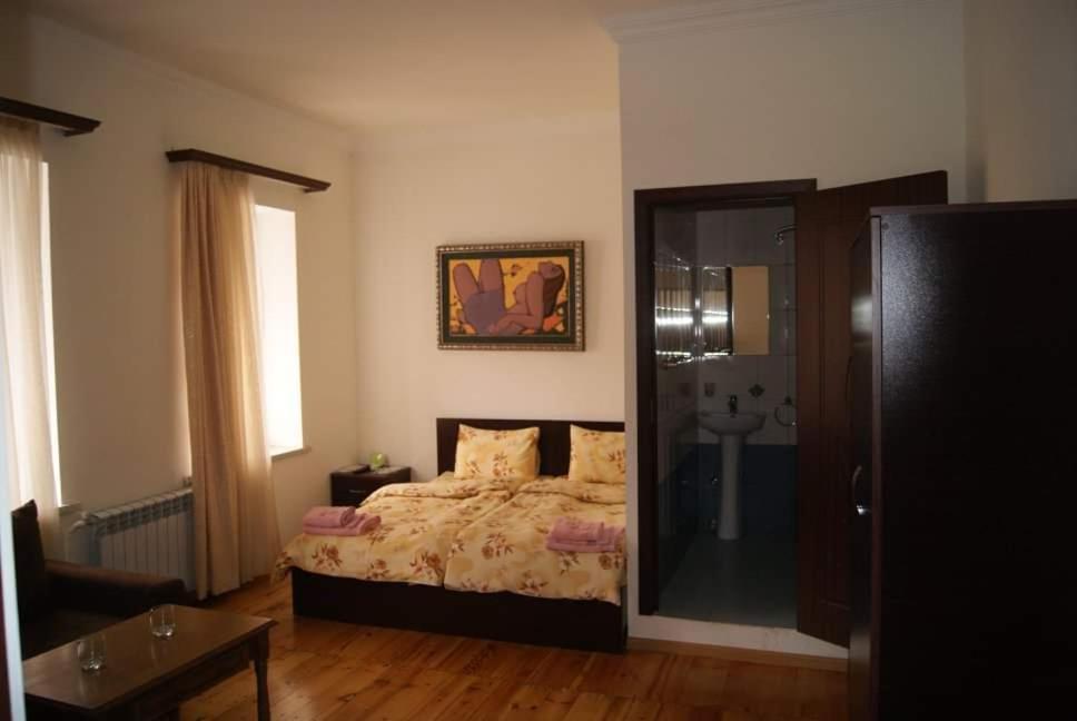 Bonjour House Hotel Jerevan Eksteriør billede